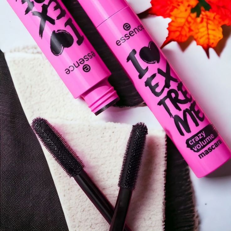 I love extreme Volume Essence Mascara